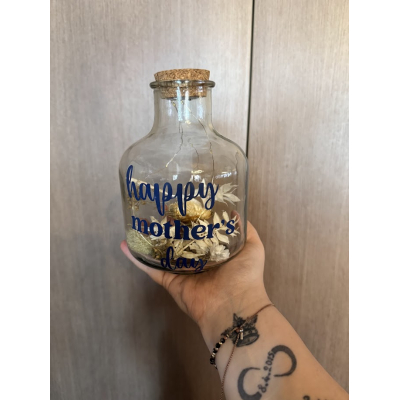 mooi bloempotje met droogbloemen en lichtjes en tekst